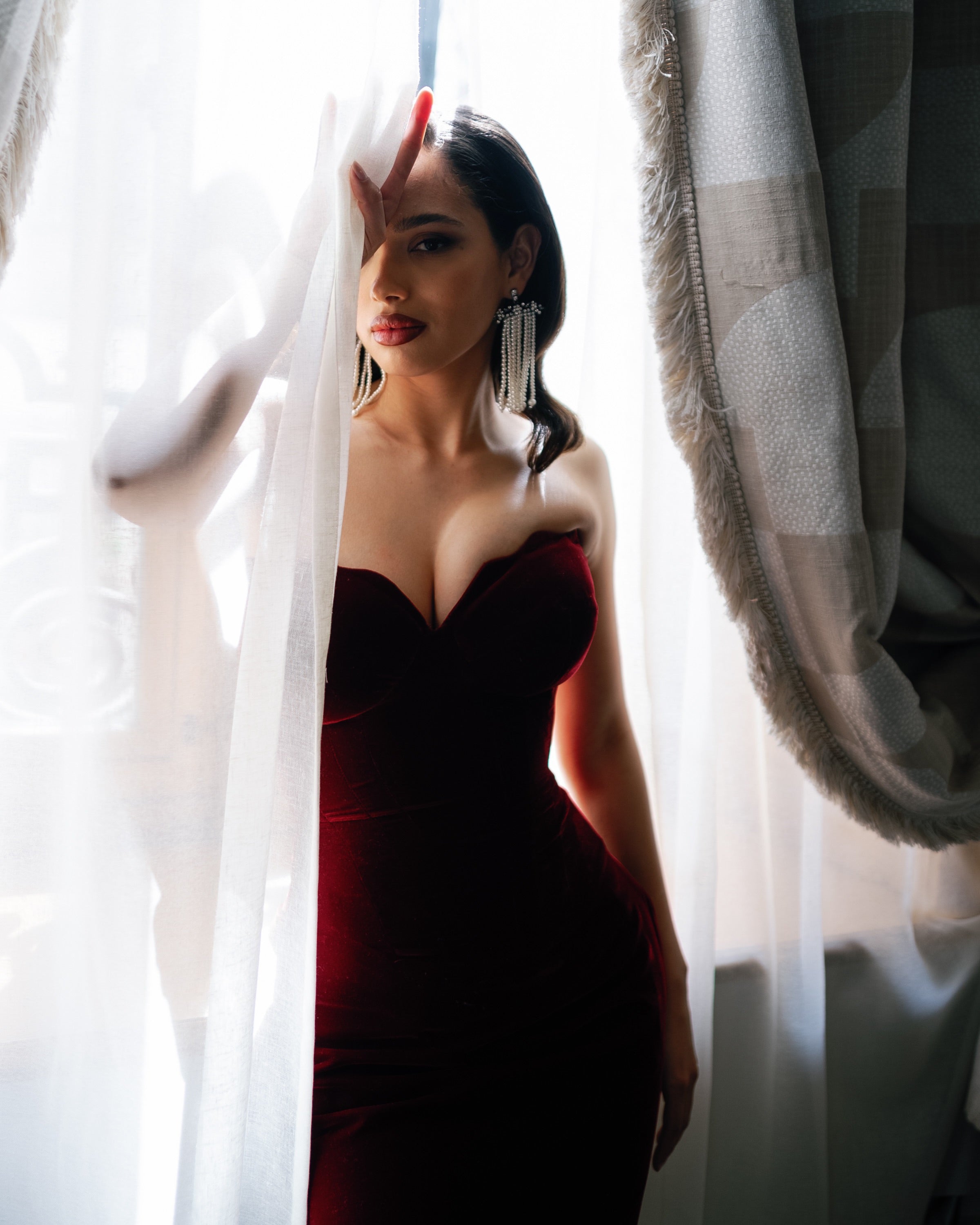 DRESSES